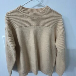 Women’s cream Crewneck Sweater